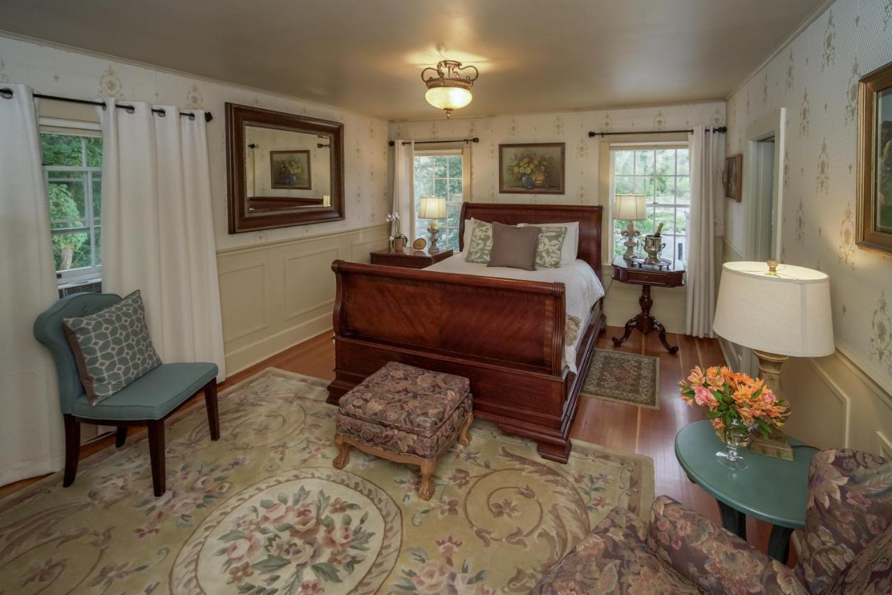 Warm Springs Inn & Winery Sunnyslope エクステリア 写真