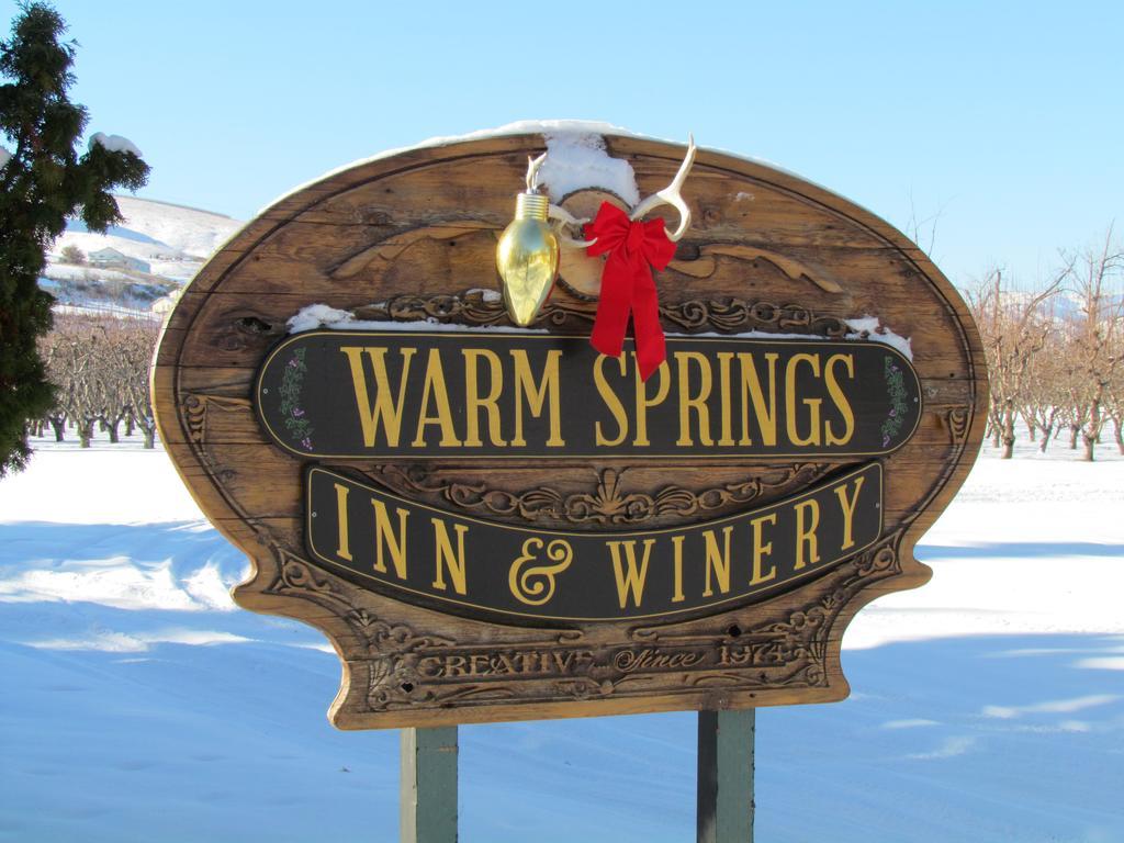 Warm Springs Inn & Winery Sunnyslope エクステリア 写真