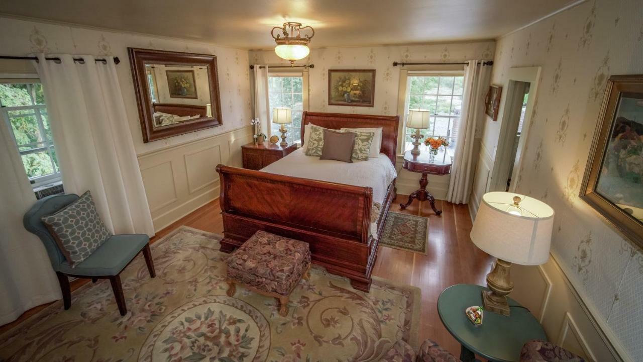 Warm Springs Inn & Winery Sunnyslope エクステリア 写真